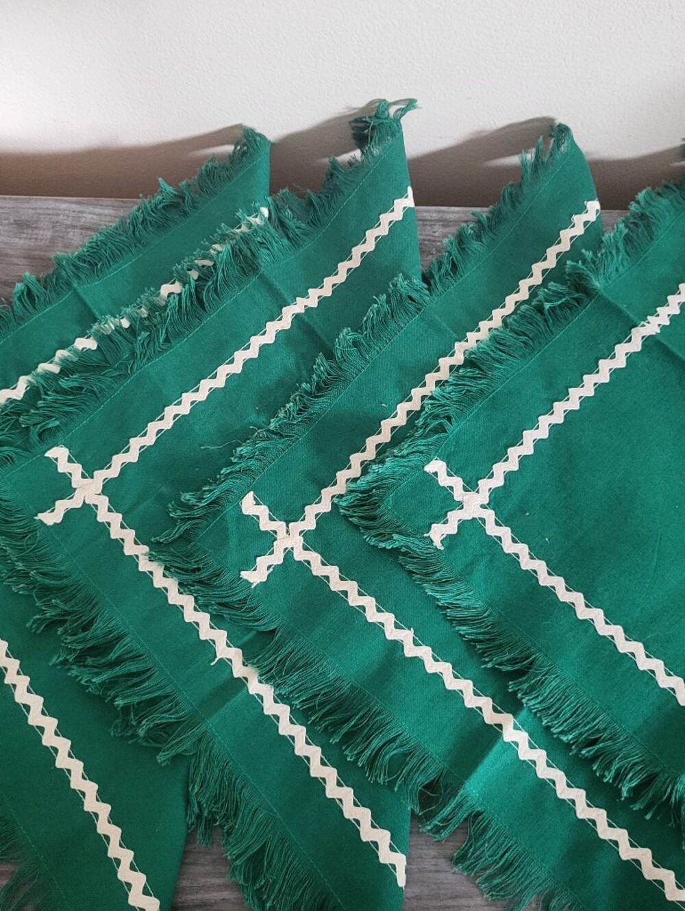 Vintage Green Fringed Square Table Napkin Set Of 4 White Zigzag Trim